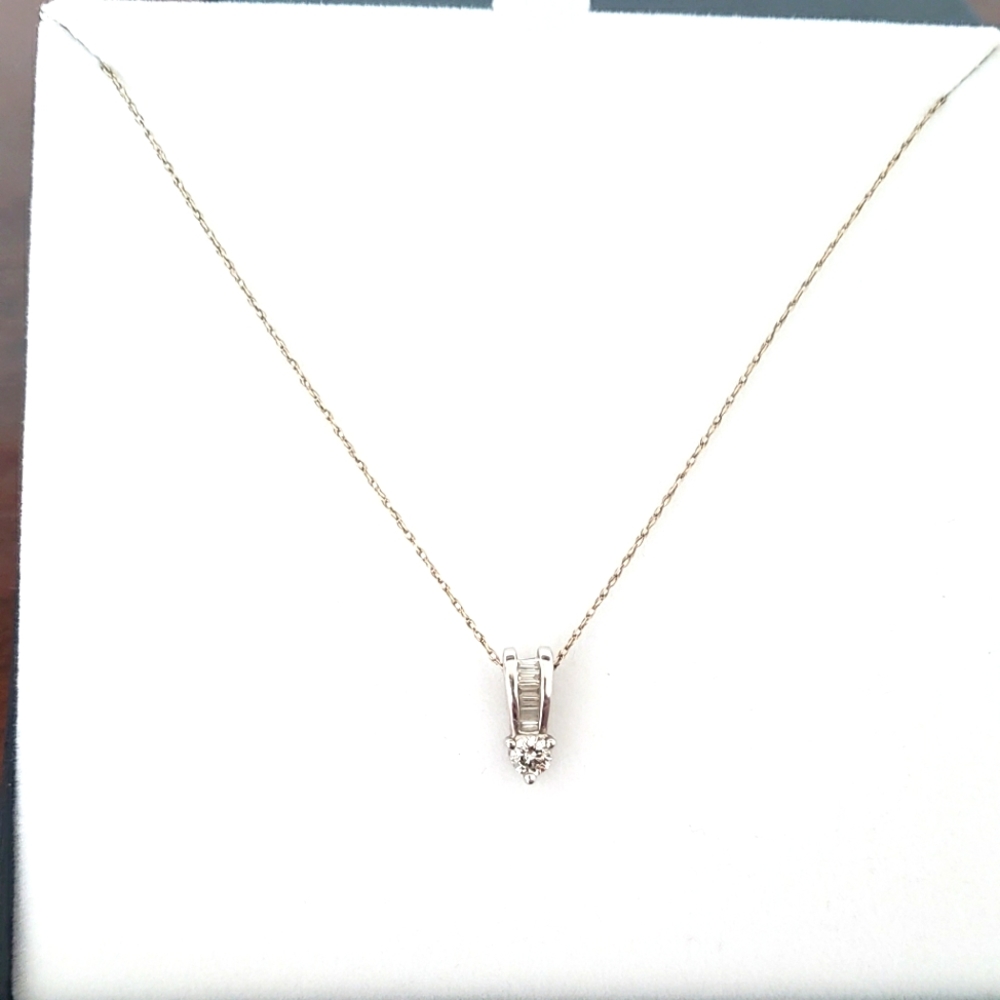 14 KT White Gold and Diamond Necklace